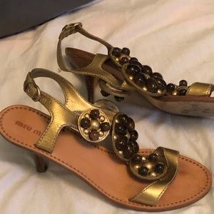 MIU MIU Cute slingback kitten heels